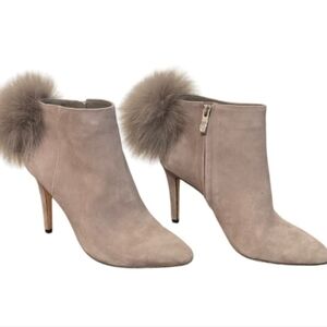 Antonio Melani Boots 6.5 Light Grey Suede Ankle Booties Furry Poof 4 Heel